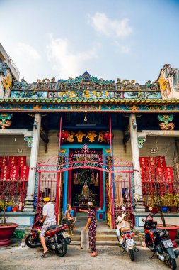 Ho Chi Minh Şehri, Vietnam - JAN 11,2020: Thien Hau Tapınağı 'nın giriş kapısı (Hoi quan Quang Trieu pagoda) - Ho Chi Minh Şehri' ndeki (Saigon) Vietnam 'daki Vietnam Çin tapınağından biri