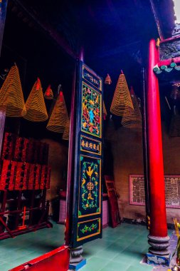 Ho Chi Minh Şehri, Vietnam - JAN 11,2020: Thien Hau Tapınağı 'nın giriş kapısı (Hoi quan Quang Trieu pagoda) - Ho Chi Minh Şehri' ndeki (Saigon) Vietnam 'daki Vietnam Çin tapınağından biri
