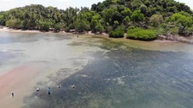 Kien Luong, Kien Giang, Vietnam 'daki Ba Lua Takımadası' nın (diğer adı Binh Tri Adası) havadan görünüşü.
