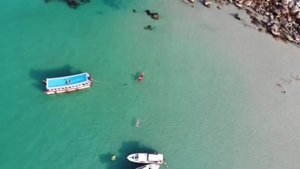 Flygfoto Över Binh Hung Med Turister Fiskebåtar Fiskebyar Och Flytande — Stockvideo