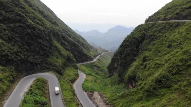 位于越南北部下乡的谭马山口的空中录像 泉坝天门是通往东湾地质公园的传说中的幸福之路 — 图库视频影像