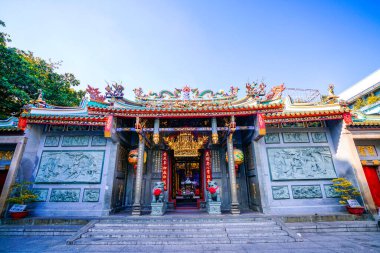 Ho Chi Minh şehri, Vietnam - JAN 05, 2020: Nghia An Tapınağı (Hoi Quan Nghia an - Chua Ong), Saigon, Vietnam, Asya 'daki en eski tapınaklardan biridir..