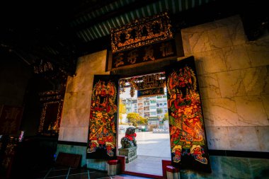 Ho Chi Minh şehri, Vietnam - JAN 05, 2020: Nghia An Tapınağı (Hoi Quan Nghia an - Chua Ong), Saigon, Vietnam, Asya 'daki en eski tapınaklardan biridir..