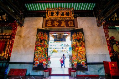 Ho Chi Minh şehri, Vietnam - JAN 05, 2020: Nghia An Tapınağı (Hoi Quan Nghia an - Chua Ong), Saigon, Vietnam, Asya 'daki en eski tapınaklardan biridir..