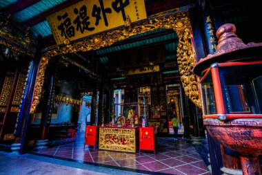 Ho Chi Minh şehri, Vietnam - JAN 05, 2020: Nghia An Tapınağı (Hoi Quan Nghia an - Chua Ong), Saigon, Vietnam, Asya 'daki en eski tapınaklardan biridir..