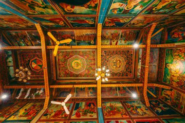 Ho Chi Minh şehri, Vietnam - 19 Temmuz 2020: Wat Chantaransay ya da Candaransi Pagoda 'nın ana salonu - Ho Chi Minh şehrindeki (Saigon) Khmer pagoda, Vietnam