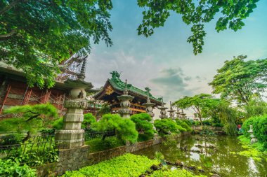 Pleiku, Vietnam - 11 Temmuz 2020: Minh Thanh pagoda, Pleiku şehrindeki görkemli bir Budist mimari yapı, Gia Lai (Vietnam 'ın merkezi İskoçya))