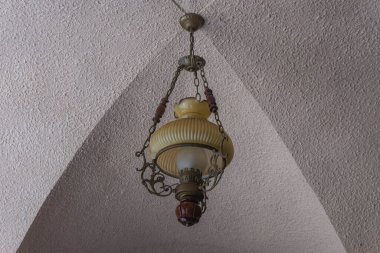 Mui Ne, Phan Thiet, Vietnam - 25 Temmuz 2020: RD Şarap Şatosu (yerel adı Lau dai ruou vang), Mui Ne 'de büyük bir tesis olan Sea Links City' de turistlerin ilgi duyduğu popüler bir yerdir..