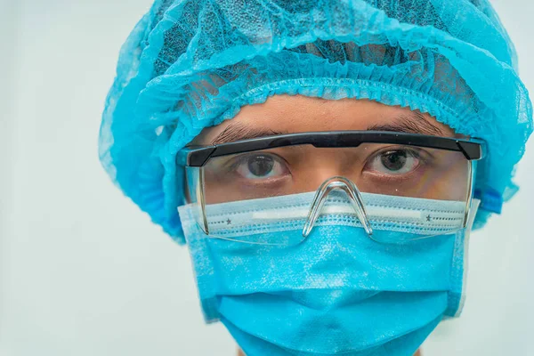 Retrato Cerca Cirujano Varón Maduro Quirófano Trabajador Médico Masculino Con — Foto de Stock