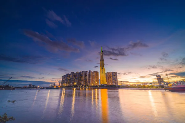 Zonsondergang Landmark Een Super Hoge Wolkenkrabber Het Centrum Chi Minh — Stockfoto