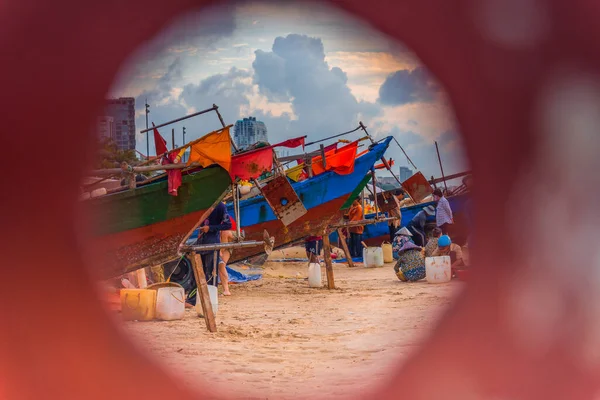 Vung Tau Wietnam Sie 2020 Widok Lokalnych Rybaków Pchających Tradycyjne — Zdjęcie stockowe