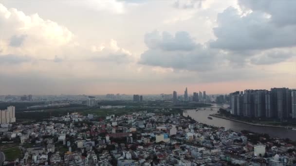 Αεροφωτογραφία Του Landmark Και Chi Minh City Στο Κέντρο Της — Αρχείο Βίντεο