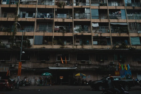 Chi Minh Vietnam Aug 2020 Old Apartment Building 1975 Balconies — Stock Photo, Image