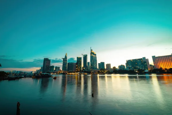 Bitexco Financial Tower Gebäude Gebäude Straßen Thu Thiem Brücke Und — Stockfoto