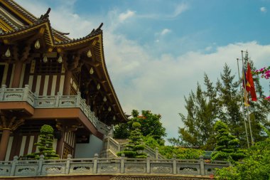 Khanh An Pagoda 'nın erken güneşindeki güzel manzara, Ho Chi Minh şehri, Vietnam - Saigon' daki küçük Japonya. Seyahat ve manzara konsepti.
