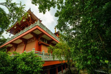 Khanh An Pagoda 'nın erken güneşindeki güzel manzara, Ho Chi Minh şehri, Vietnam - Saigon' daki küçük Japonya. Seyahat ve manzara konsepti.