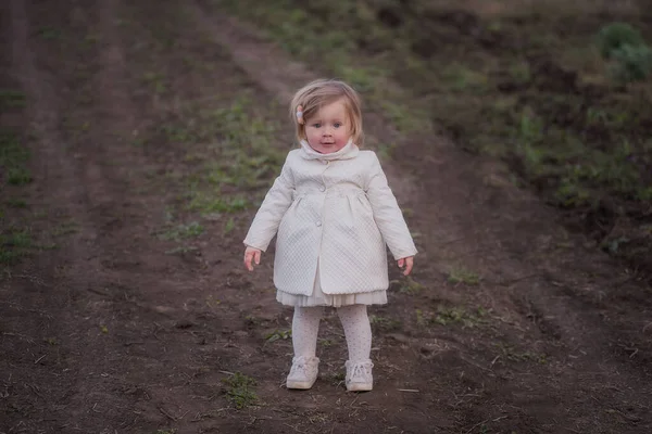 Portrait Little Beautiful Baby Blue Eyes White Coat Who Walks — Stock Photo, Image