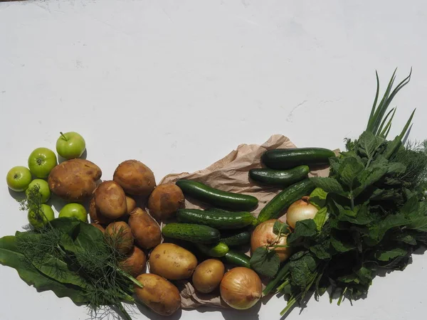 Miejsce Tekst Tło Rolnicze Zielonych Warzywach Owocach Które Układane Białym — Zdjęcie stockowe