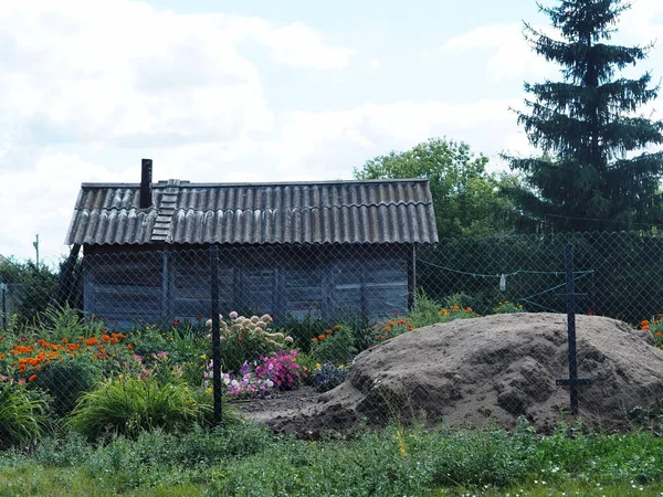 Rusya 'nın iç kesimlerinde eski bir hamam..