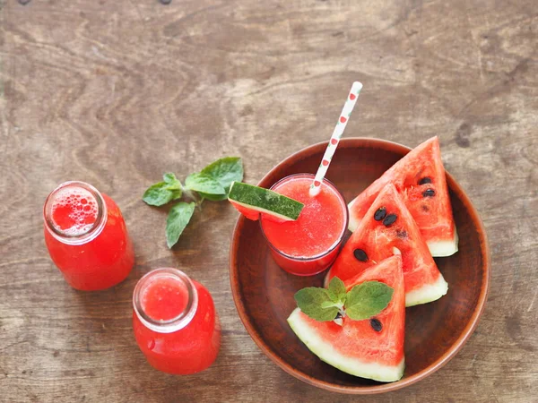 Watermelon Adalah Pertanian Organik Yang Populer Produksi Juice Dengan Smoothie — Stok Foto