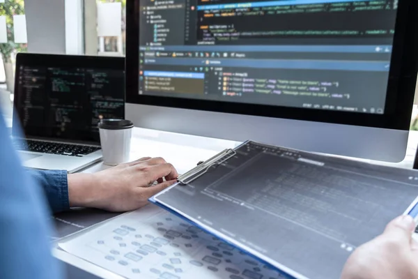 Programmeur Développeur Travaillant Sur Projet Dans Ordinateur Développement Logiciel Dans — Photo