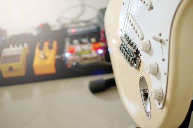  Elektro gitar makro özeti ve etkisi