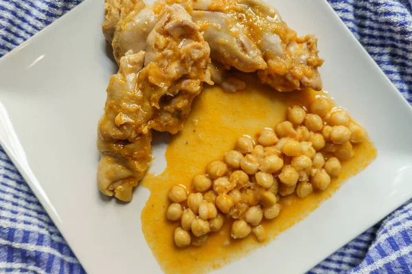 Plato Típico Español Patas Cerdo Estofadas Con Garbanzos — Foto de Stock