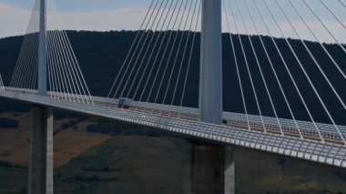 Millau Viyadük, Aveyron, Fransa