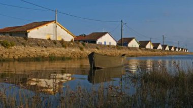 Ares, Gironde, Yeni Aquitaine, Fransa. Arcachon körfezindeki balıkçı evleri..