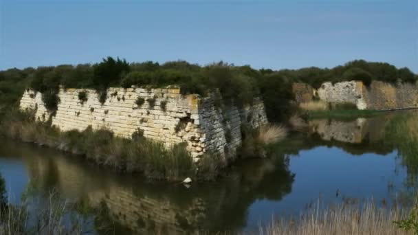 ペッカイス要塞 Aiges Mortes Gard Occitanie フランス ペッカイス砦は16世紀の軍事建築物である — ストック動画