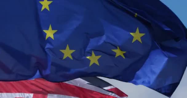 Banderas Nacionales Del Reino Unido Europa Ondeando Viento — Vídeo de stock