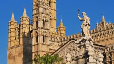Katedral, Palermo, Sicilya, İtalya. Katedral, 12. yüzyılda kurulmuş bir Roma Katolik kilisesidir.