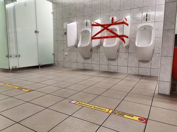 Bern Bern Switzerland Mai 2020 Locked Urinal Middle Holding Strips — Stock Photo, Image