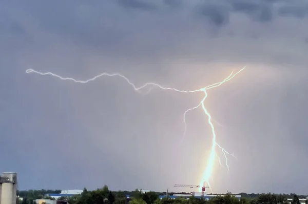 Blitz am Himmel — Stockfoto