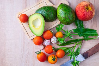 Yemek pişirmek için bileşim ve malzemeler