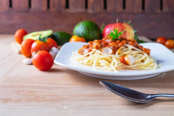 Spaghetti Pasta Tomato Selective Focus — Stock Photo, Image