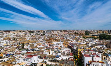 Sevilla İspanya yukarıdan Sevilla Katedrali 'ndeki Giralda Kulesi' nden görüldü..