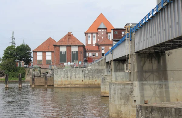 Dorverden Alemania Julio 2020 Vertedero Río Weser Weserwehr Central Eléctrica —  Fotos de Stock