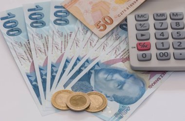 İzmir, Türkiye. 11 Şubat 2020. Türk lirası, nakit. Haber amaçIı.