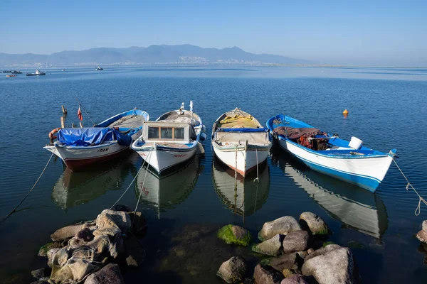 Augustus 2020 Izmir Kalkoen Izmir Kust Vissersboten Redactionele Fotografie — Stockfoto