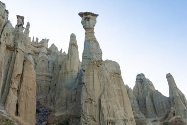 Jeolojik oluşumlar ve sönmüş volkanların fotoğrafları. arkaplan fotoğrafları.