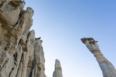 Jeolojik oluşumlar ve sönmüş volkanların fotoğrafları. arkaplan fotoğrafları.