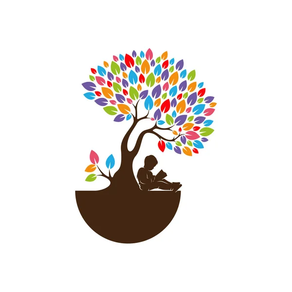 Árbol Colorido Con Niños Leer Libro Sueño Logo Vector Plantilla — Vector de stock