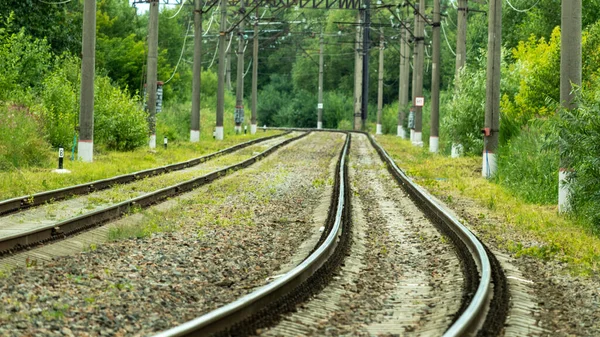 Vías Del Tren Eléctrico Día Soleado Brillante —  Fotos de Stock