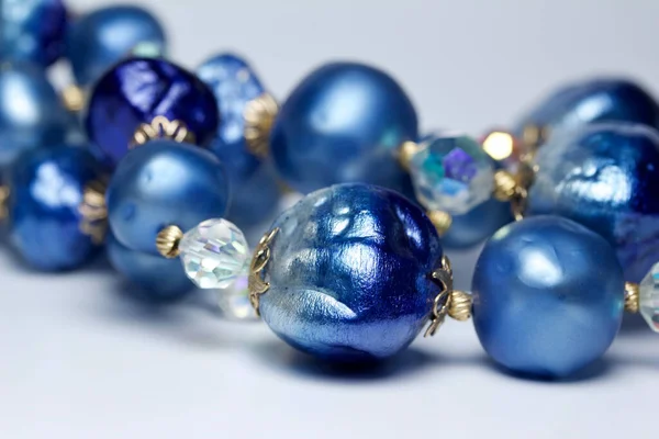 Close Abstract View Vintage Costume Jewelry Necklace Bright Blue Beads — Stockfoto