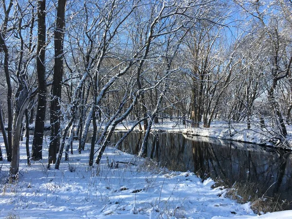 Winter Landscape View Remote Rural River Snow Covered Banks Clear — Stockfoto