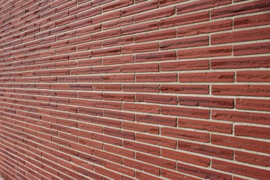 Klasik kırmızı tuğla duvar dokusu, 1 / 3 ofset desen ve tuğlalar alışılmadık yatay çizgili ve katmanlı yüzey