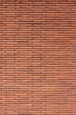 Klasik kırmızı tuğla duvar dokusu, 1 / 3 ofset desen ve tuğlalar alışılmadık yatay çizgili ve katmanlı yüzey