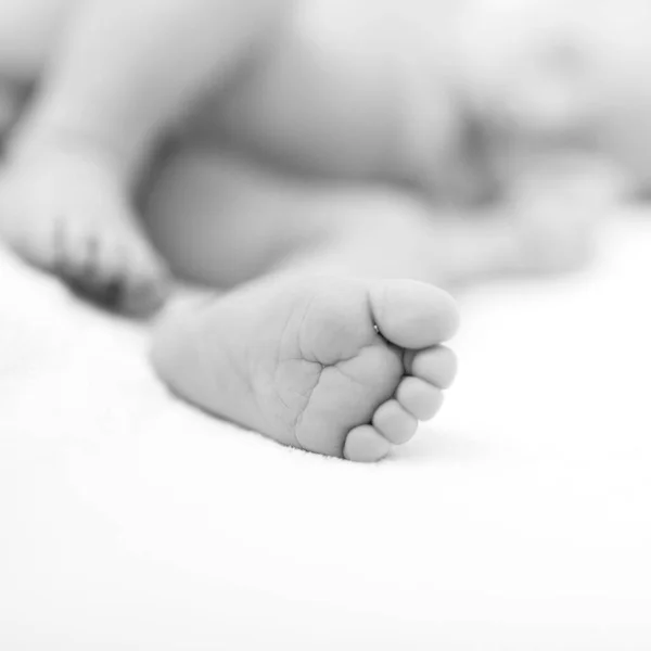 Pasgeboren Baby Voet Detail Babyverzorging — Stockfoto