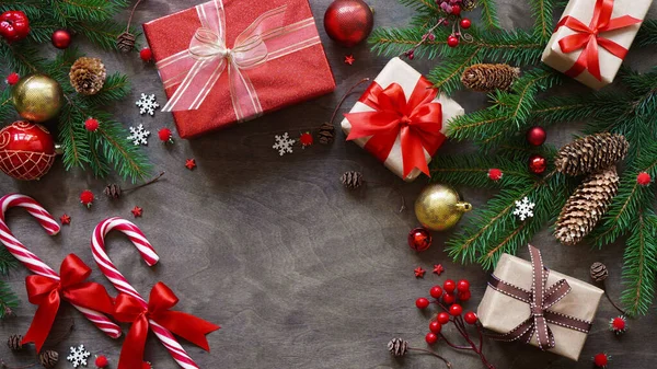 Jul Eller Nytt Bakgrund Enkel Sammansättning Jul Dekoration Presentförpackning Bollar — Stockfoto